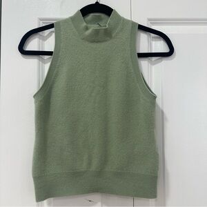 NAADAM Light Green 100% Cashmere Sleeveless Knit Top